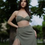 Escort Paris Alima, poitrine 2, poids 52 kg, taille 170 cm
