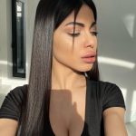 Escort Paris Cleopatra, poitrine 3, poids 55 kg, taille 169 cm