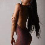 Escort Paris Victory, poitrine 2, poids 52 kg, taille 168 cm